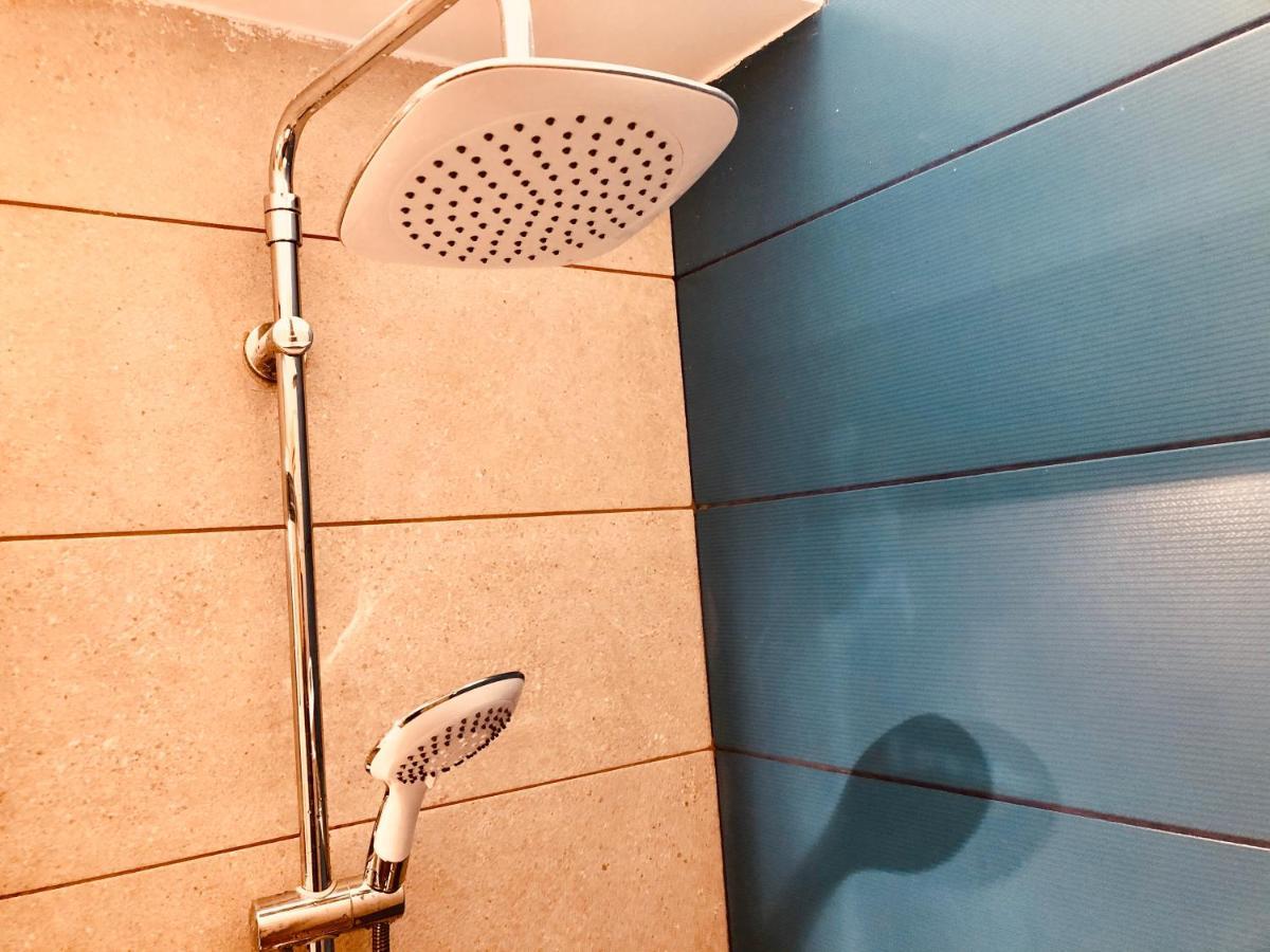 Royal Blue Grand No 3 Apartment