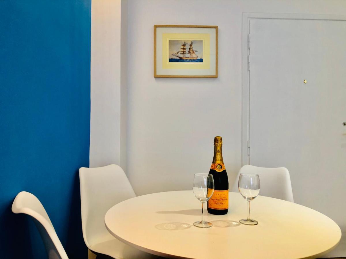 Royal Blue Grand No 3 Piraeus