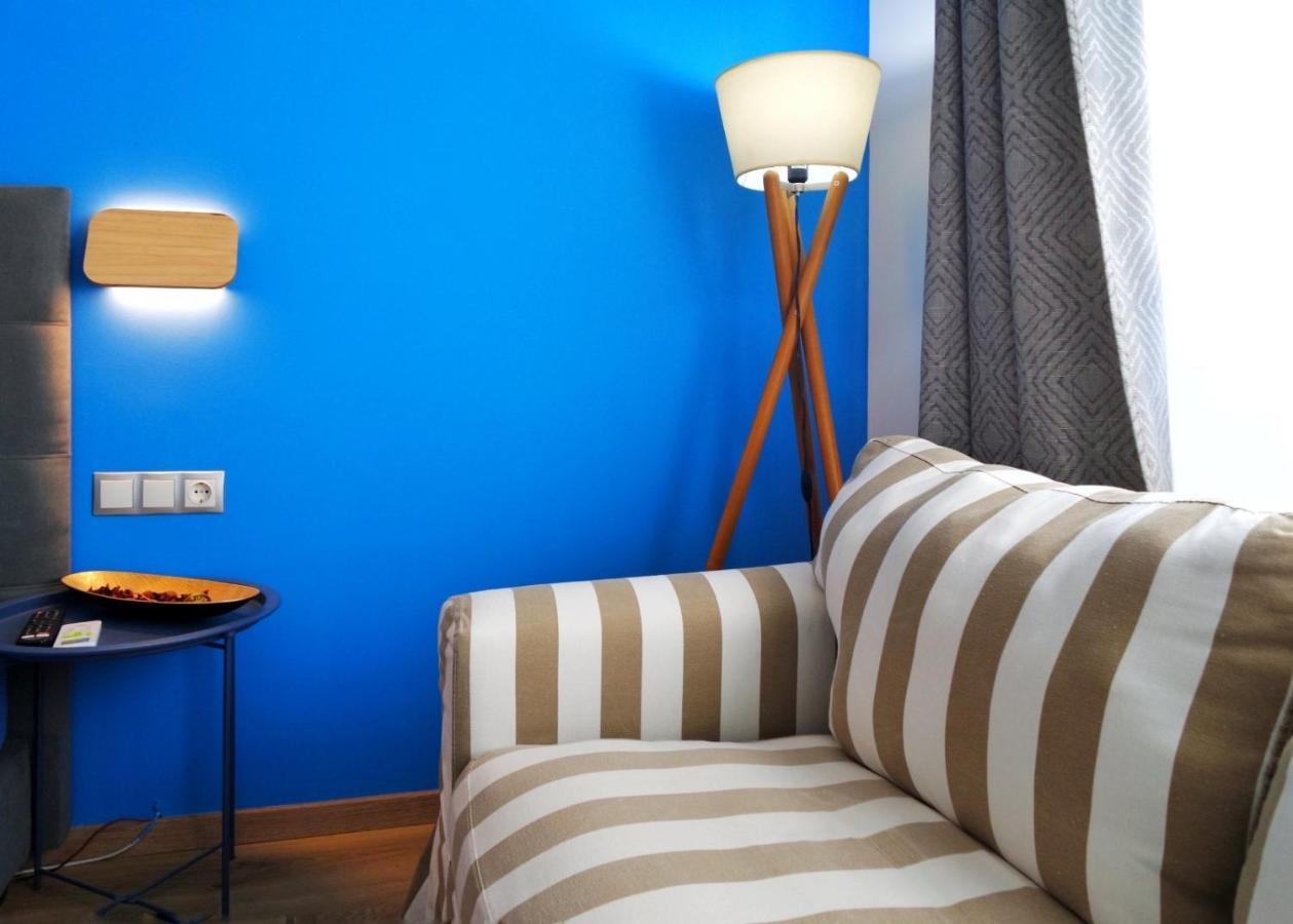 Royal Blue Grand No 3 * Piraeus