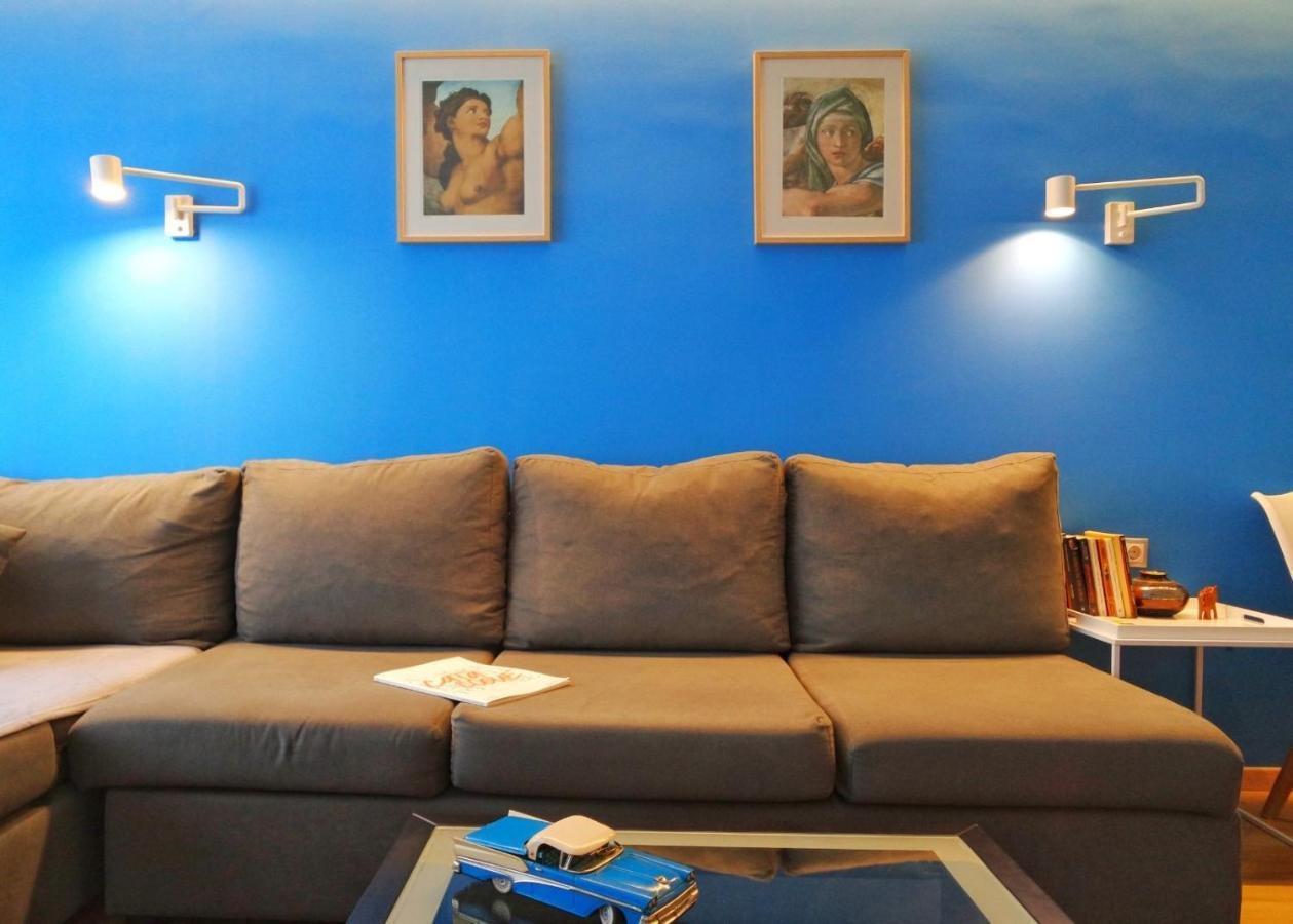 Royal Blue Grand No 3 Piraeus