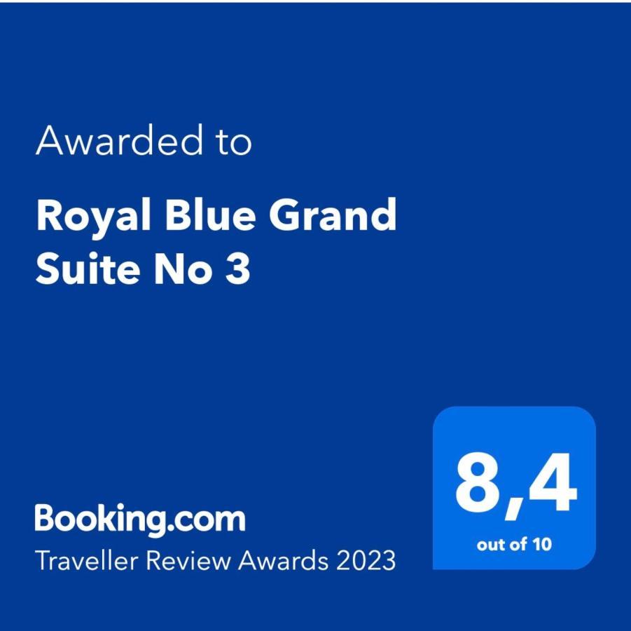 Apartment Royal Blue Grand No 3 *