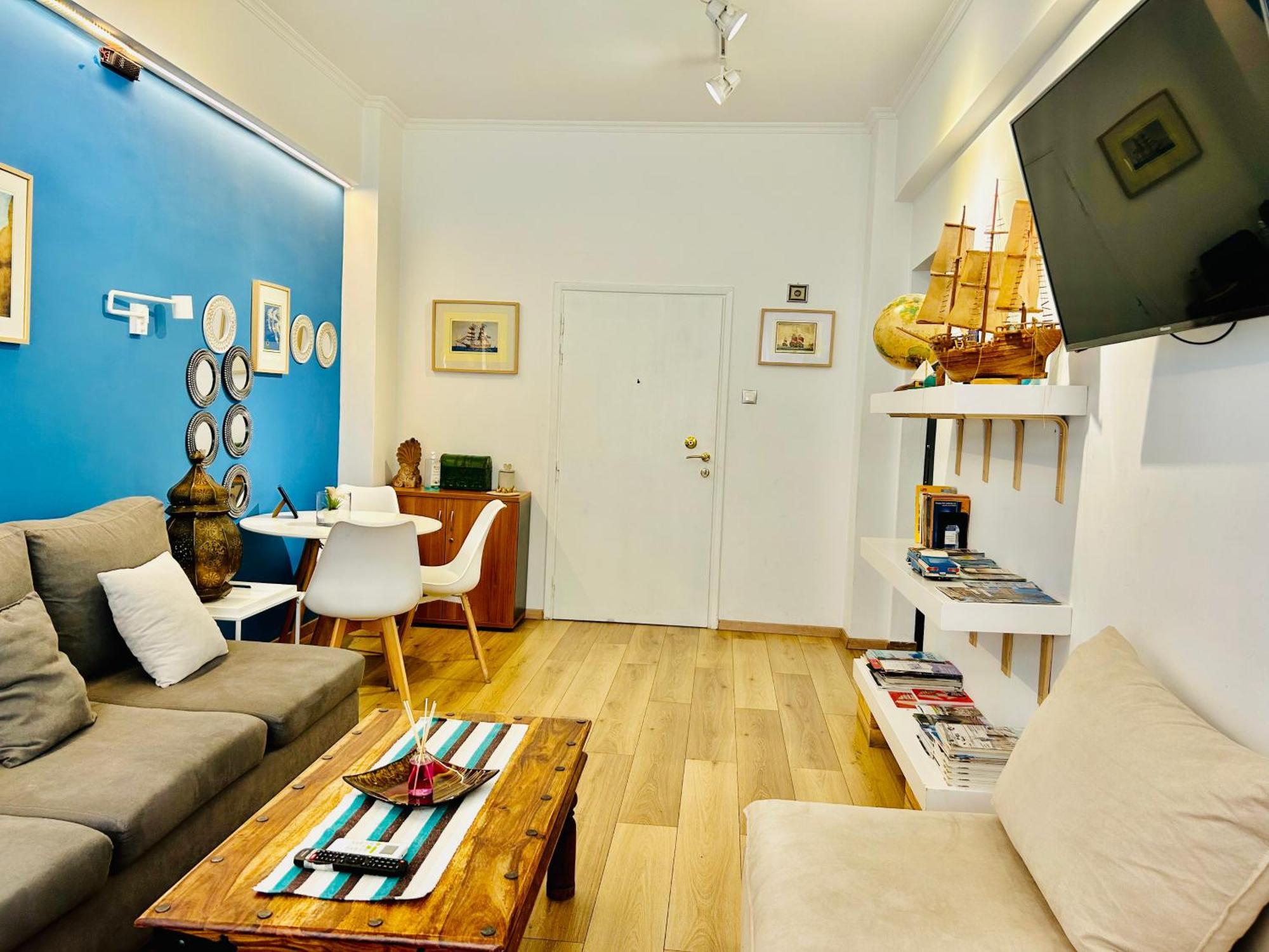 Royal Blue Grand No 3 Piraeus